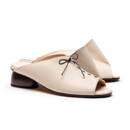 Hot Sale SS24 PHOEBE Off-White | Leather Mules On Hand Now