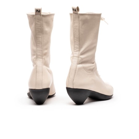 Hot Sale SS24 TANYA Off-White | Leather Boots Available for Immediate Shipping