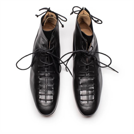 Hot Sale AW23 MAGRITTE Smoke | Black Lace Up Leather Boots Available for Immediate Shipping